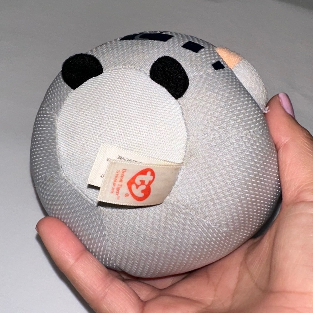Ty Detroit Plush Ball - Navy and Gray - Picture 4 of 8